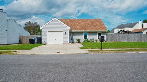 1688 Gallery Ave, Virginia Beach, VA, 23454-5616 | Card Image
