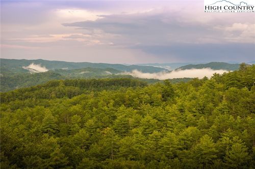 227 Red Cedar Rd, Boone, NC, 28607 | Card Image