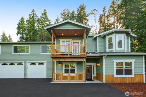 17765 25th Ave Ne, Shoreline, WA, 98155-5210 | Card Image
