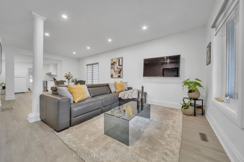 155 Symington Ave, Toronto, ON, M6P3W5 | Card Image