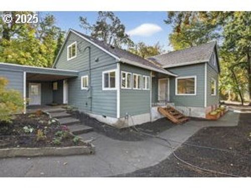 14515 Se Wild Rose Ln, Milwaukie, OR, 97267-1650 | Card Image