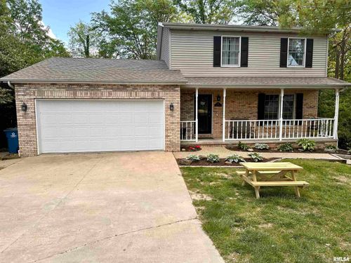 548 Heritage Dr, Mackinaw, IL, 61755-8991 | Card Image