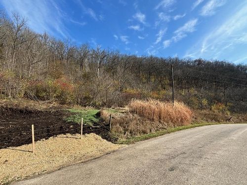 54121 Plum Creek Road, EASTMAN, WI, 53826 | Card Image
