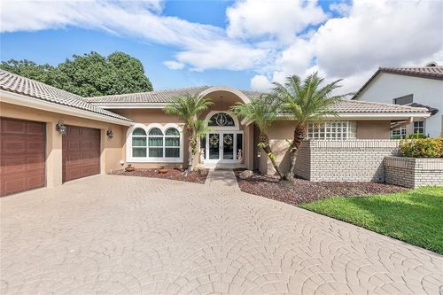 11999 Classic Dr, Coral Springs, FL, 33071-7714 | Card Image