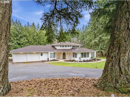 3585 Deer Lake Ct Se, Salem, OR, 97317-9379 | Card Image