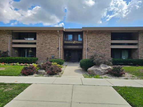 2650 S 60th St, Milwaukee, WI, 53219-2679 | Card Image