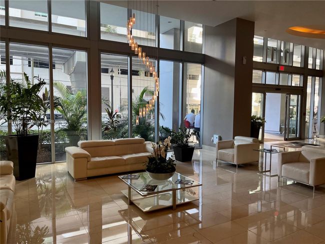 3716-N - 1111 Sw 1 St Ave, Condo with 2 bedrooms, 2 bathrooms and null parking in Miami FL | Image 29