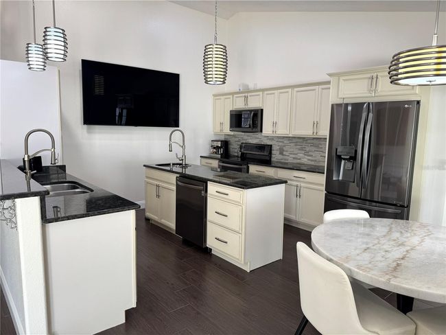 1125 Royal Marquis Cir, House other with 4 bedrooms, 2 bathrooms and null parking in OCOEE FL | Image 14