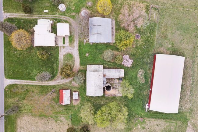 5910 S Corey Rd, Home with 4 bedrooms, 2 bathrooms and null parking in Perry MI | Image 5