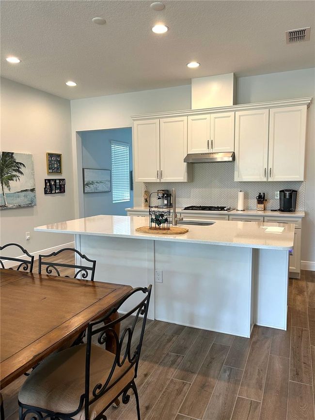 2042 Key Bay Trl, House other with 2 bedrooms, 2 bathrooms and null parking in KISSIMMEE FL | Image 7