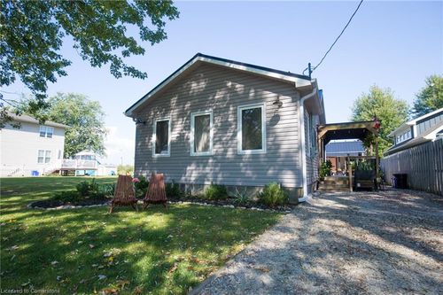 12 Beach Rd, Lowbanks, ON, N0A1K0 | Card Image