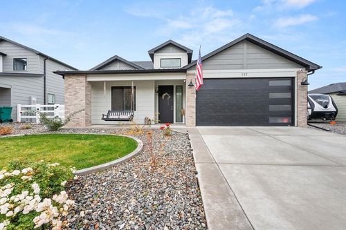 727 Nectarine St, Palisade, CO, 81526-9624 | Card Image