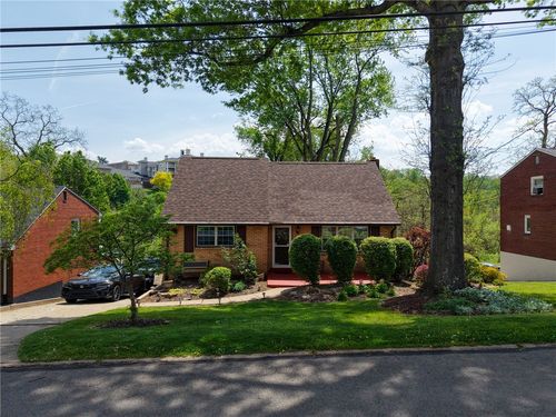 1325 Meadowlark Dr, Pittsburgh, PA, 15243-1217 | Card Image