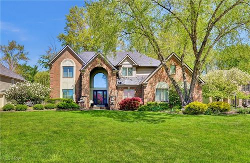 30590 Royal Woods Place, Westlake, OH, 44145 | Card Image