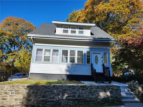27 Hinkley Pl, Poughkeepsie, NY, 12601-1627 | Card Image