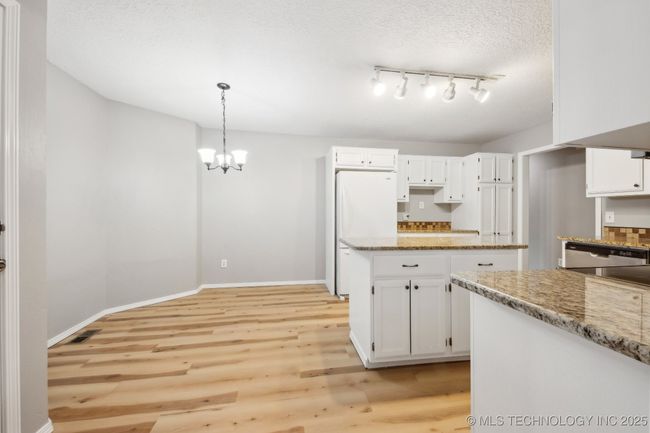 1426 Orchard Dr, House other with 4 bedrooms, 3 bathrooms and null parking in Grove OK | Image 13