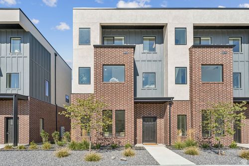 2-55 E 200 N, Bountiful, UT, 84010-6116 | Card Image