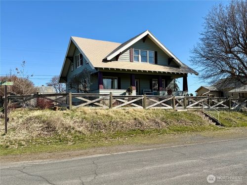 215 Nw Cole Ave, Wilbur, WA, 99185-8923 | Card Image