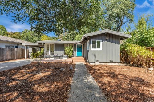 74 Creek Rd, Fairfax, CA, 94930-2037 | Card Image