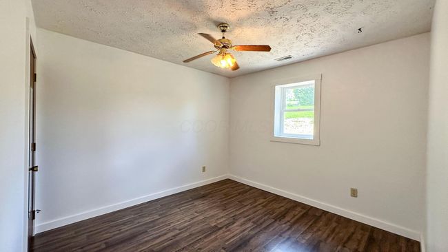 13943 State Route 278, House other with 4 bedrooms, 2 bathrooms and null parking in Logan OH | Image 23