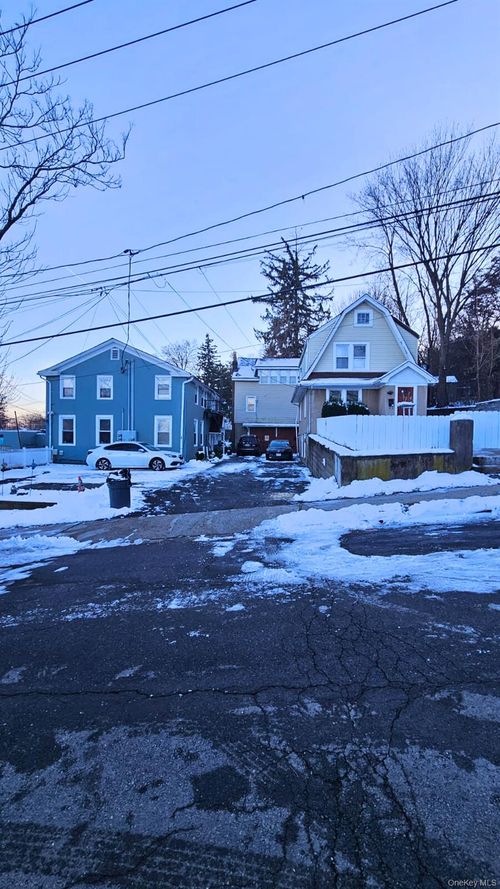 75-73 Cedar Hill Ave, Nyack, NY, 10960-3746 | Card Image