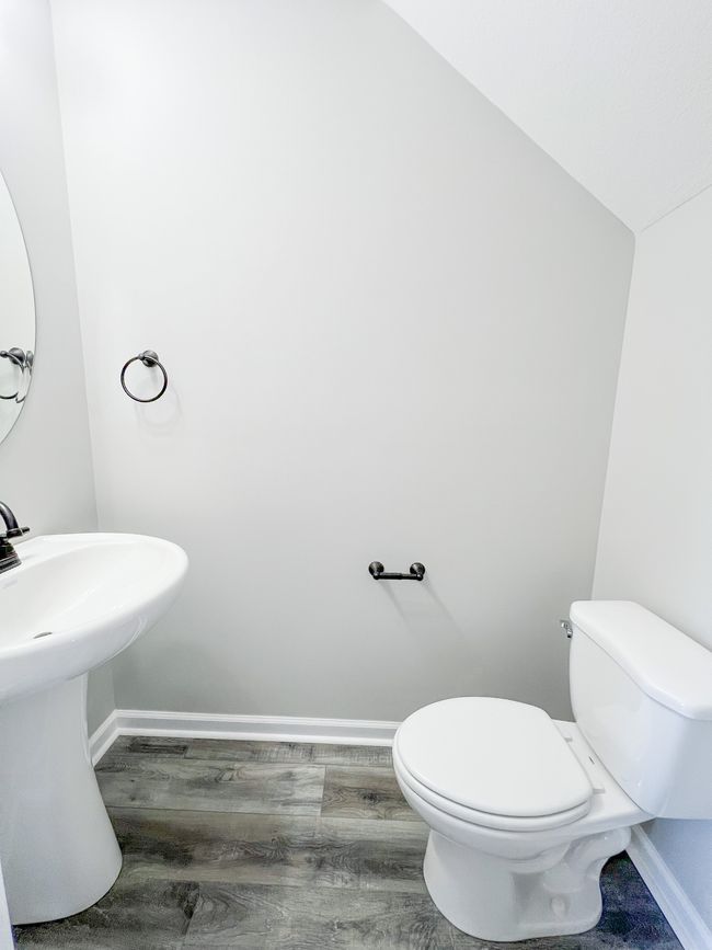 E - 2208 Eldos Trace Cir, Condo with 2 bedrooms, 3 bathrooms and 2 parking in Clarksville TN | Image 9