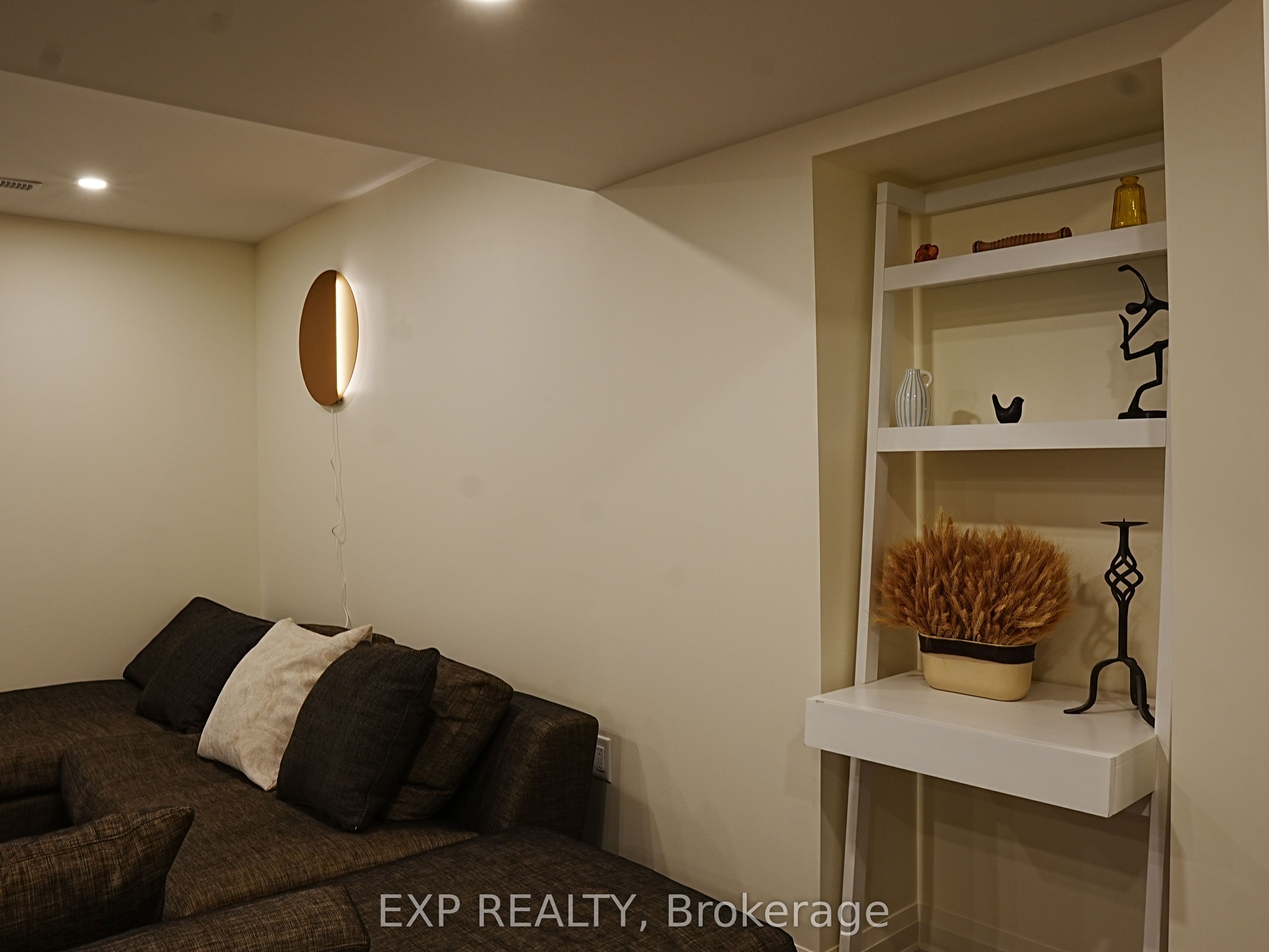 Residential Lease in Mississauga 3