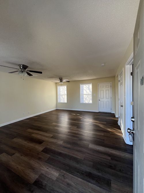 apt-c-132 Ballygar St, Clarksville, TN, 37043-2856 | Card Image