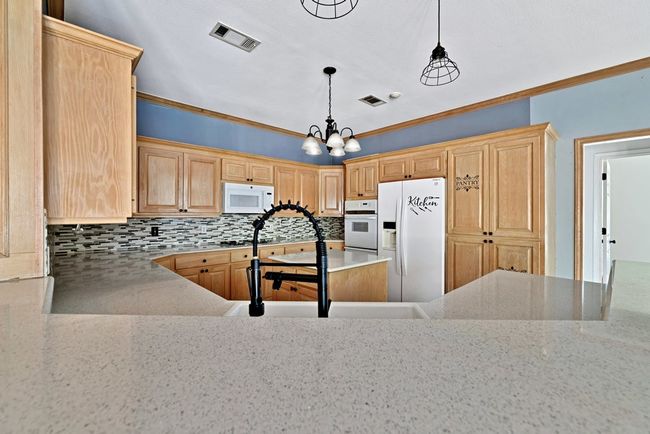 2210 Meadows Ln, House other with 4 bedrooms, 5 bathrooms and null parking in Sherman TX | Image 6