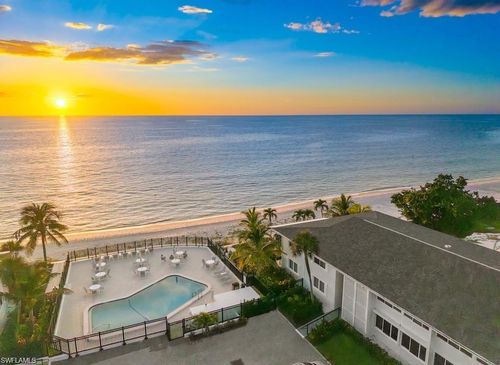 205-1065 Gulf Shore Blvd, NAPLES, FL, 34102-5300 | Card Image