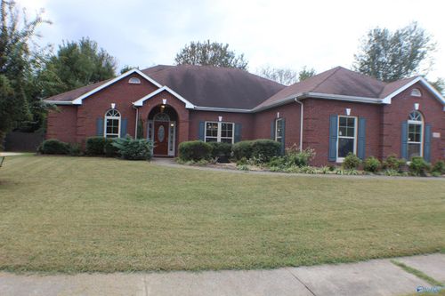 111 Ervington Pl, Madison, AL, 35758-3601 | Card Image