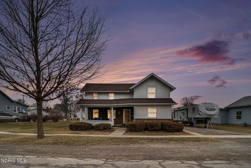 227 E Lynn St, Edgerton, OH, 43517-8602 | Card Image