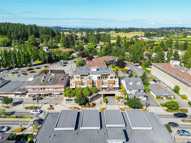 302 - 7161 West Saanich Rd, Condo with 2 bedrooms, 1 bathrooms and 1 parking in Central Saanich BC | Image 23