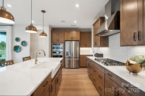 75 Seven Oaks Lndg, Belmont, NC, 28012-8890 | Card Image