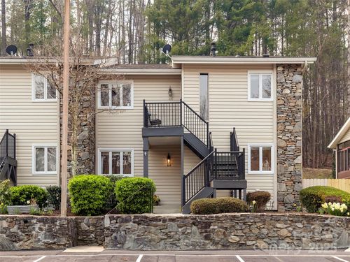 610 Britton Creek Dr, Hendersonville, NC, 28791-7218 | Card Image