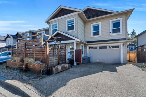 3355 Merlin Rd, Victoria, BC, V9C0G9 | Card Image