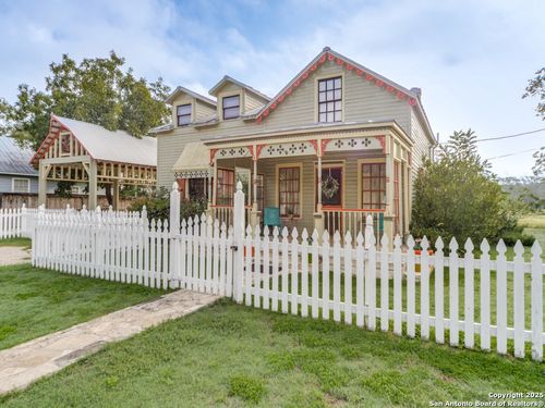 1201 Sisterdale Rd, Boerne, TX, 78006-7700 | Card Image