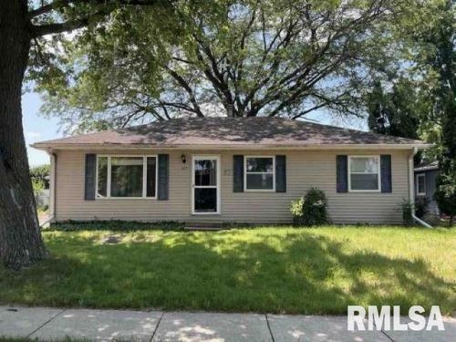 217 Southview Dr, Rochelle, IL, 61068-2139 | Card Image