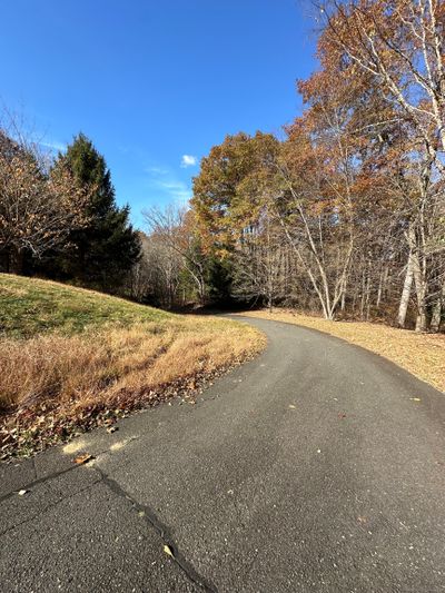 driveway entering the home | Image 3