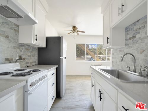 3-7228 Allott Avenue, Van Nuys, CA, 91405 | Card Image