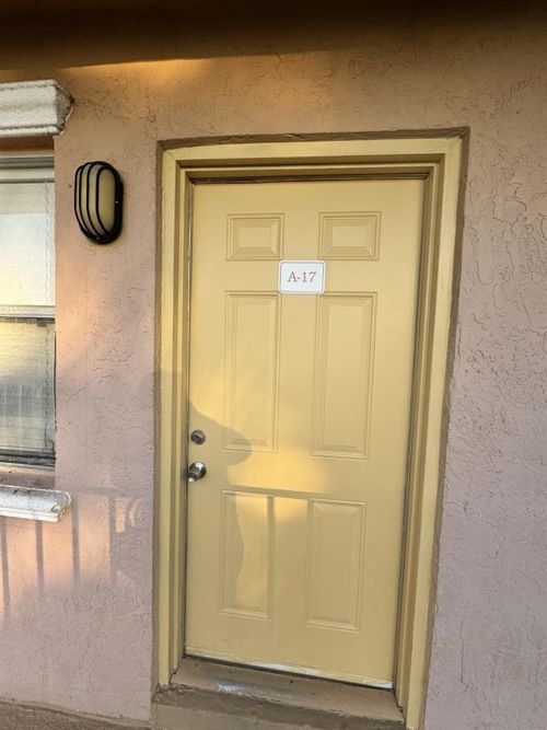 apt-a17-101 Ne 41st St, Oakland Park, FL, 33334-1379 | Card Image