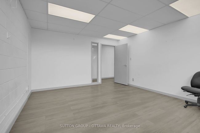 400 - 981 Wellington St W, Home with 0 bedrooms, 0 bathrooms and null parking in Ottawa ON | Image 4