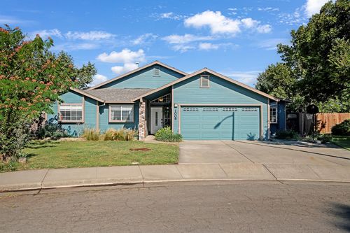 1008 Suffolk Ct, Winters, CA, 95694-2207 | Card Image