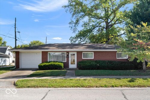 325 N Center St, Plainfield, IN, 46168-1009 | Card Image