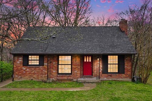2703 Meadow Rose Dr, Nashville, TN, 37206-1105 | Card Image