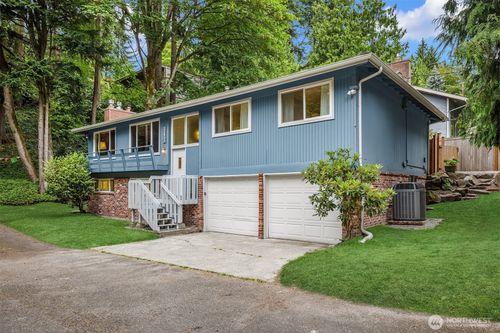 17611 6th Ave Nw, Shoreline, WA, 98177-3503 | Card Image