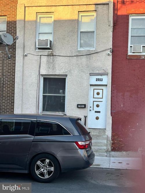 2553 S Reese St, PHILADELPHIA, PA, 19148-4634 | Card Image