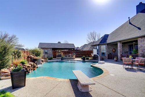 316 Applewood Ln, Haslet, TX, 76052-3812 | Card Image