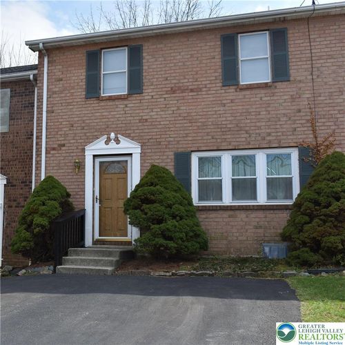 1648 Angela Dr, Bethlehem, PA, 18017-3270 | Card Image