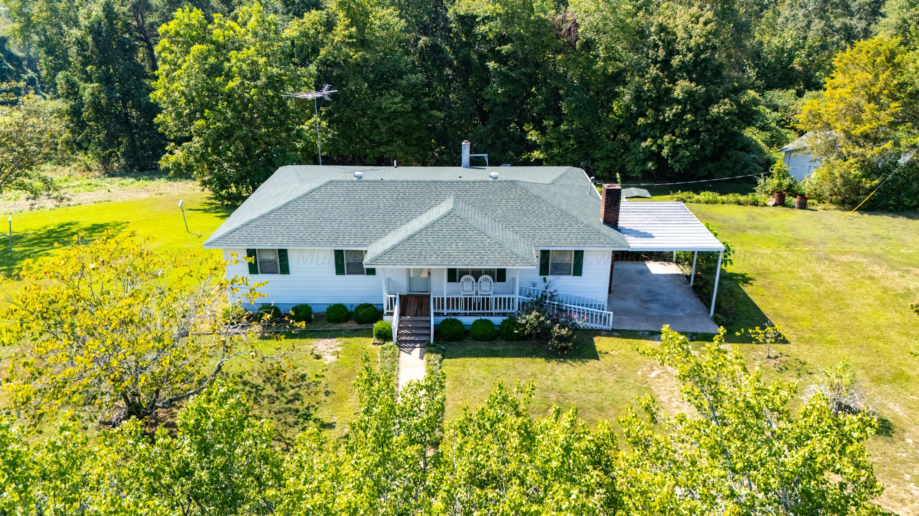 Residential in Guin
